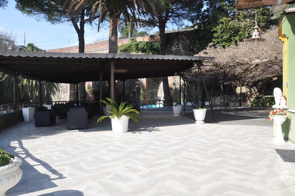 Hotel Residence Moneglia Buitenkant foto