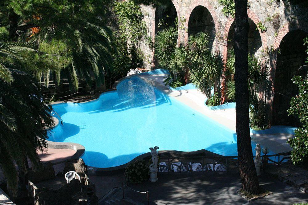 Hotel Residence Moneglia Buitenkant foto