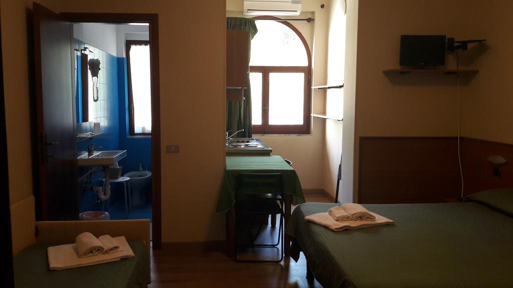 Hotel Residence Moneglia Buitenkant foto