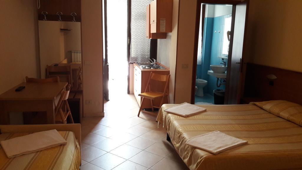 Hotel Residence Moneglia Buitenkant foto
